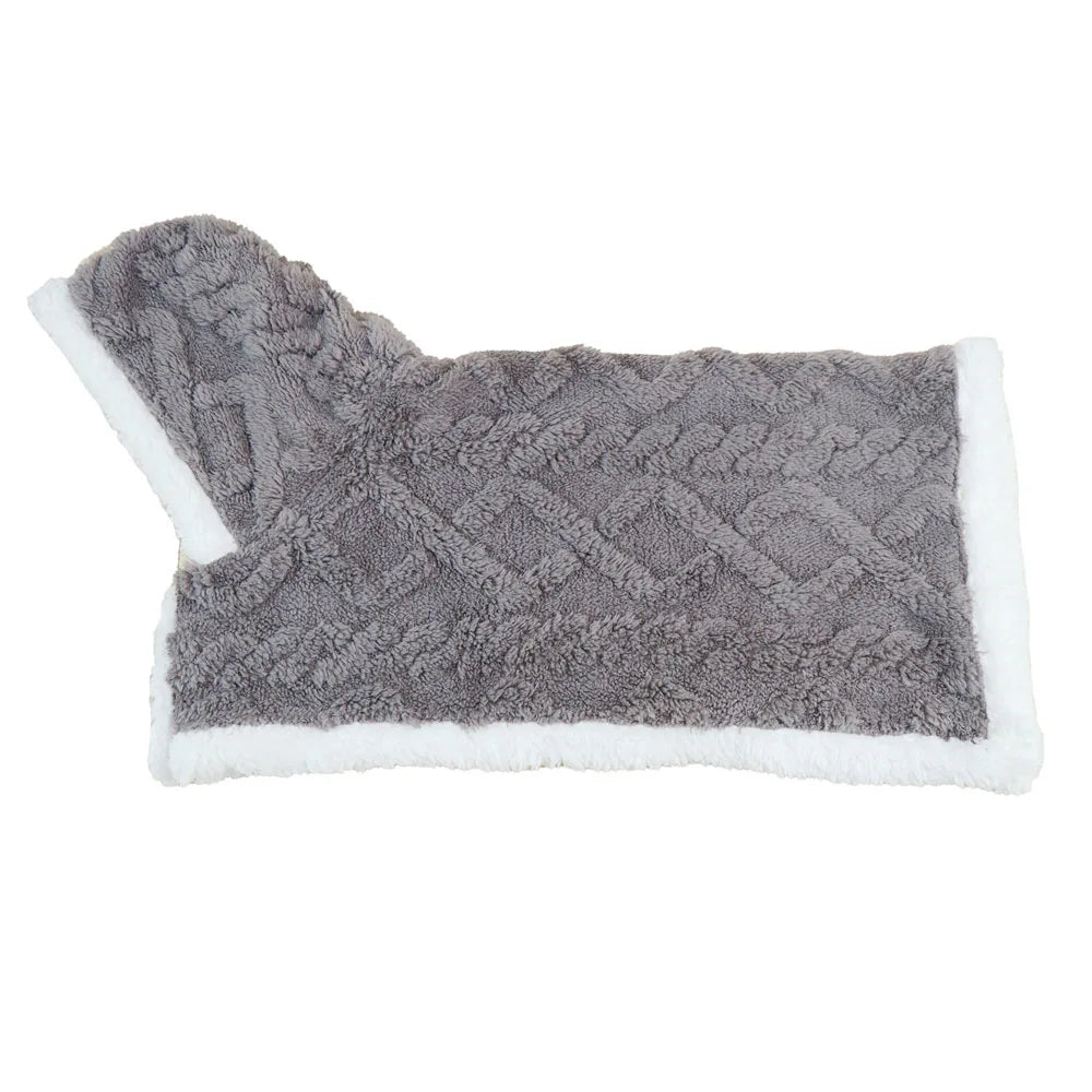 Tafu Velvet Autumn Winter Warm Pet Dog Blanket Soft Thicken Wearable Cat Blanket Flannel Fleece Comfortable Sleeping Blankets