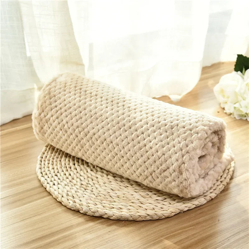 Soft Pet Blanket Plush Dog Sleeping Blanket Solid Color Washable Sofa Pad Portable Warm Cat Bed Blanket Home Carpet Pet Supplies