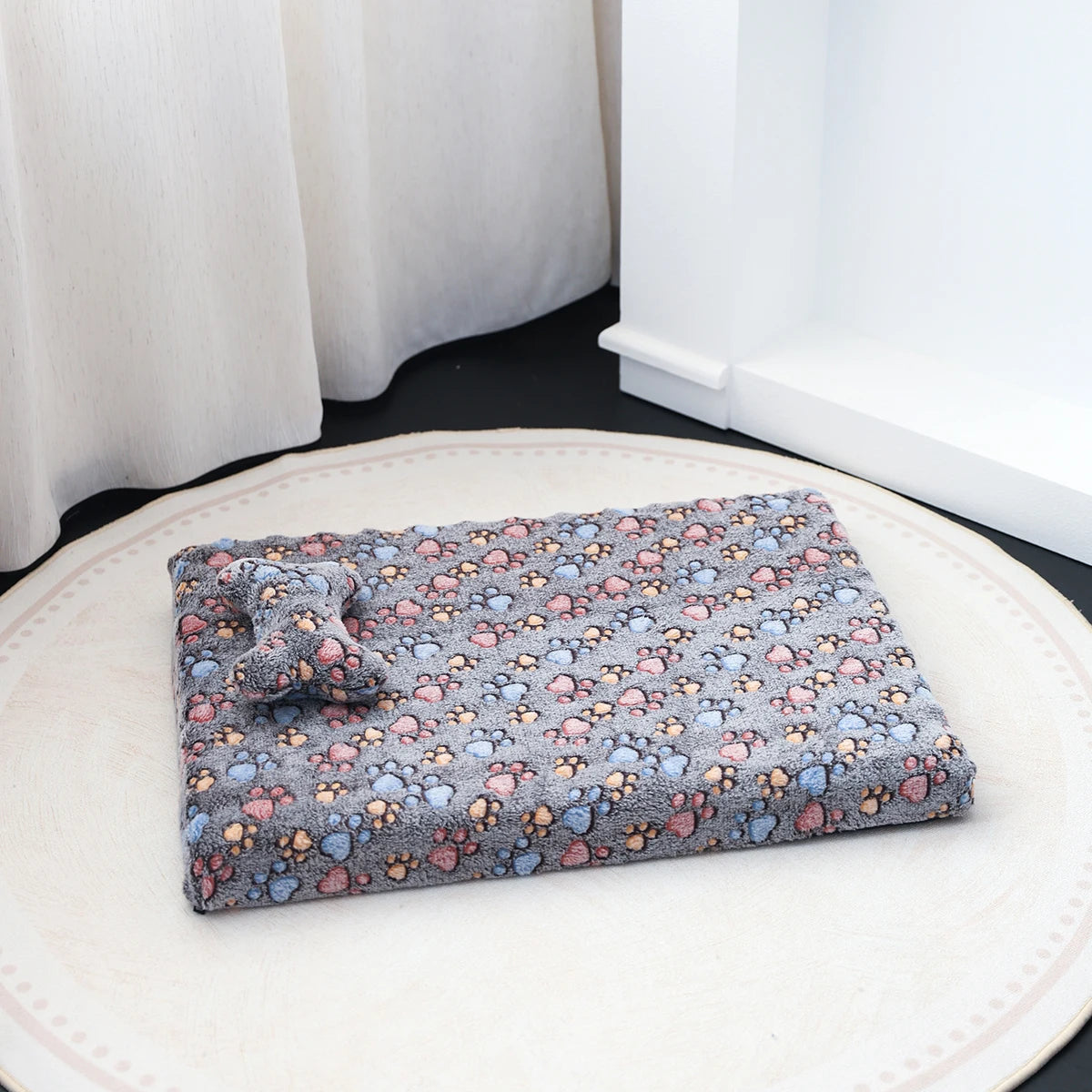 Removable And Washable Winter Warm And Fashionable Pet Kennel, New Special Sleeping Pad For Dogs And Cats, With Pet Pillow