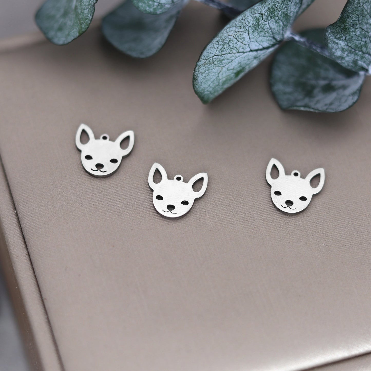 3pcs Tiny Chihuahua Dog Charms Cute Fun Quirky Stainless Steel Pendant Diy Craft Earrings Bracelets Jewelry Making Accessories