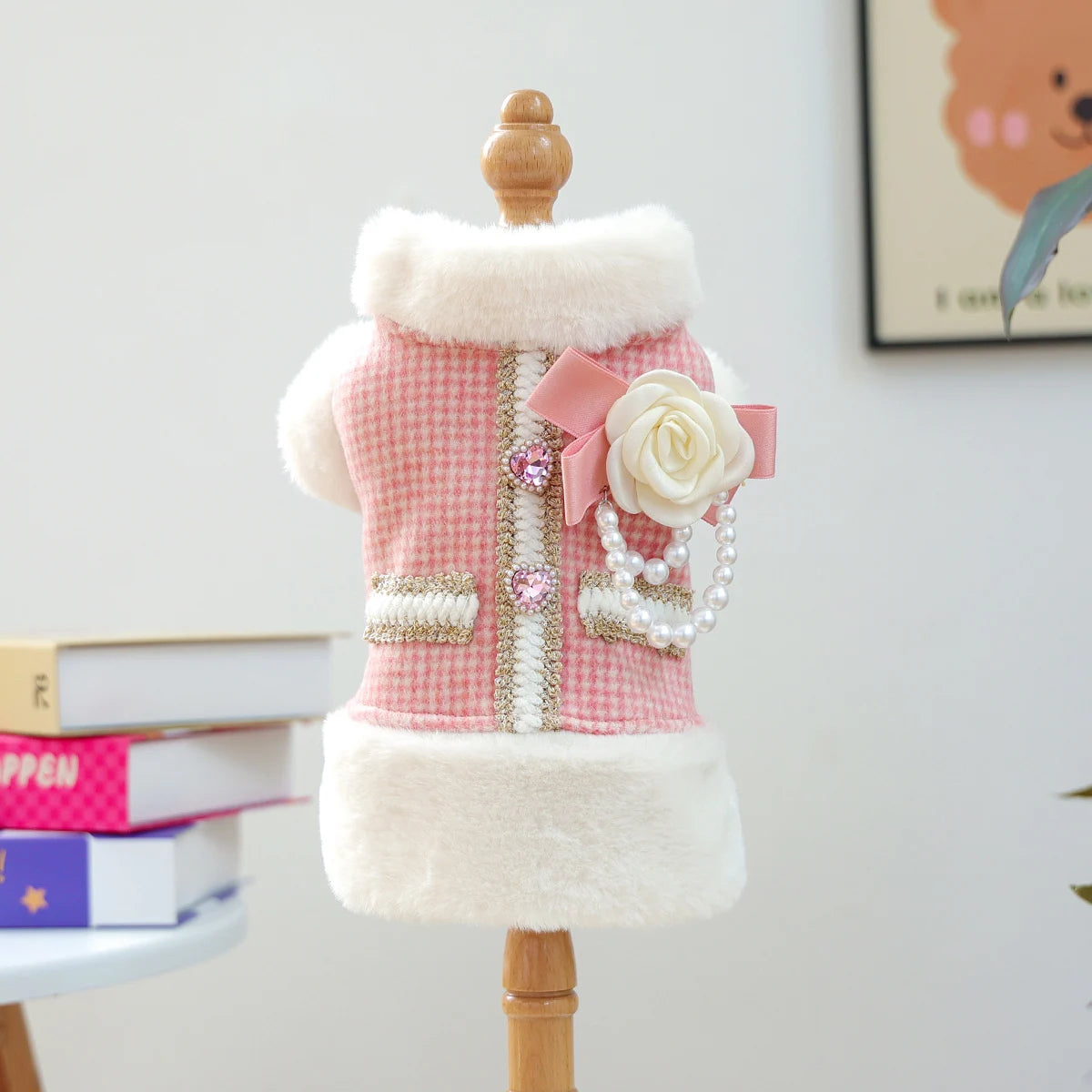 1-piece Pet Clothes, Dogs, Cats, Autumn and Winter Velvet Thickened Warm Vest, Pink Fragrant Flower Pearl Sleeveless Clothes