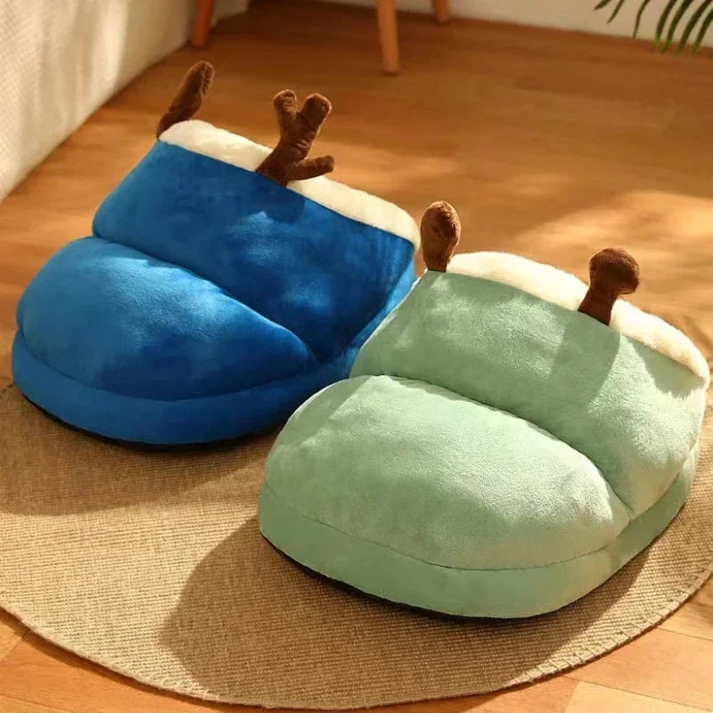 Winter Warm Small Dog Kennel Bed Breathable Dog House Cute Slippers Shaped Dog Bed Cat Sleep Bag Foldable Washable Pet House