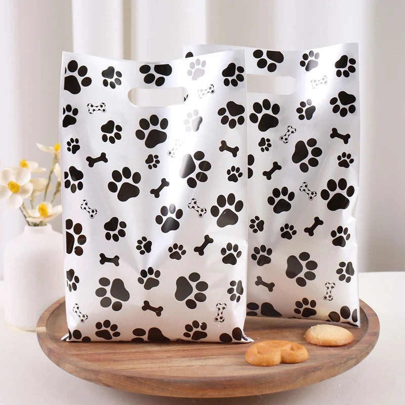 10/20/50pcs Dog Paw Black White Gift Bags with Handle - Plastic Animal Theme Party Decoration Candy Goodie Bags for Pet Treats