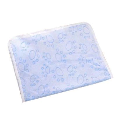Dog Bed Mat Blanket Soft Fluffy Pet Sleeping Blanket Cute Paws Pattern Pet Travel Mat Warm Comfortable Blankets for Cat Dogs