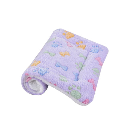Dogs Bed Flannel Thickened Blanket Cushion Washable Dog Puppy Bed Accessories Medium Pet Large Basket Small Mat Warm Sofa Kennel