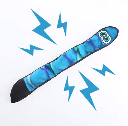 The new plush dog toy Long Eye snakeTough Plush Squeaky Dog Toy Long-eyed snake Dog Chew Toy Pet Squeak Toy