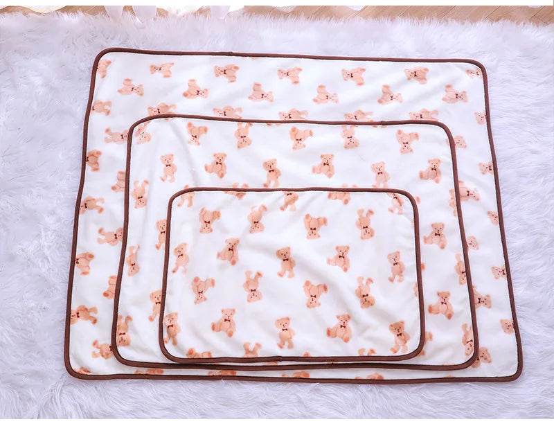 Soft Fluffy Pet Blanket High Quality Flannel Dog Sleeping Blanket Paw Print Pattern Cartoon Pet Warm Comfortable Blanket Cat Mat