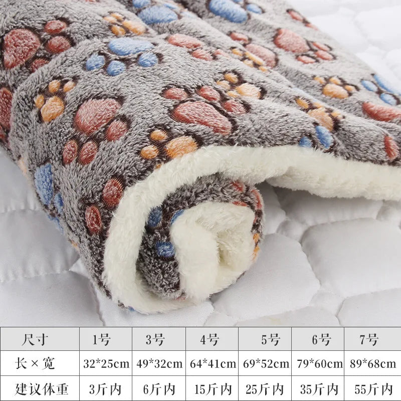 Pet Sleeping Pad Thickened Autumn and Winter Warm Floor Mat Cat Dog Universal Blanket Pad Pet Supplies