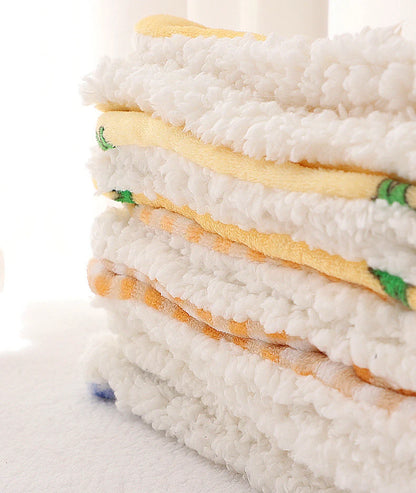 Thickened Dog Blanket Warm Dog Sleep Pad Cotton Warm Pet Blanket Soft and Comfortable Cat Cover Blanket Bed Sheet Pet Supplies