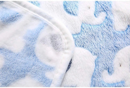 Soft Fluffy Pet Blanket High Quality Flannel Dog Sleeping Blanket Paw Print Pattern Cartoon Pet Warm Comfortable Blanket Cat Mat