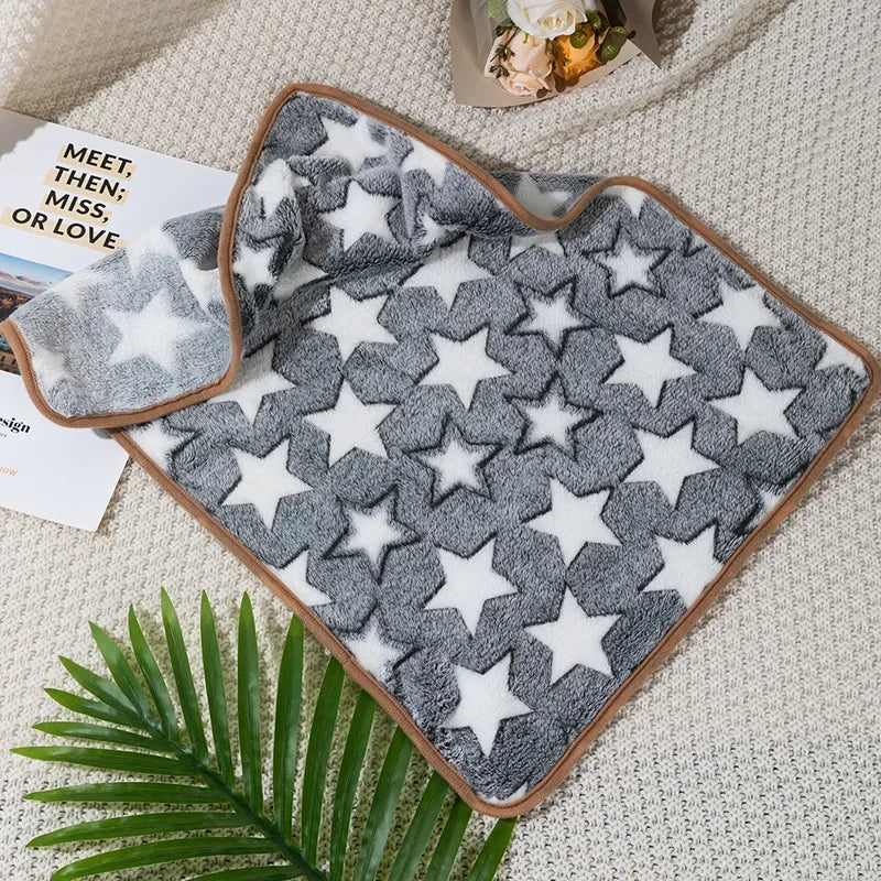 Soft Fluffy Coral Fleece Pet Sleeping Blanket Dog Blanket Warm Breathable Cat Cover Blanket Comfortable Dog Sleeping Sheet Mat