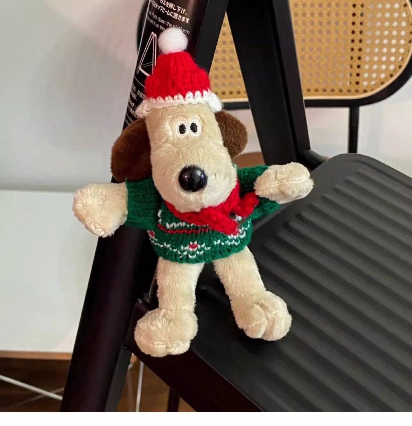 13cm-15cm Christmas Hat Puppy Refrigerator Magnet Sticker Photo Message Board Stickers Cartoon Cute Soft Magnet Home Deco