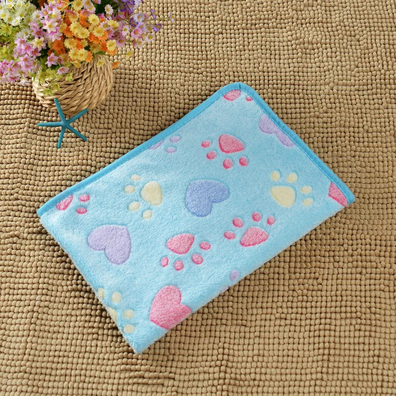 Soft Fluffy High Quality Pet Blanket Cute Cartoon Pattern Pet Mat Warm and Comfortable Blanket for Cat Dogs