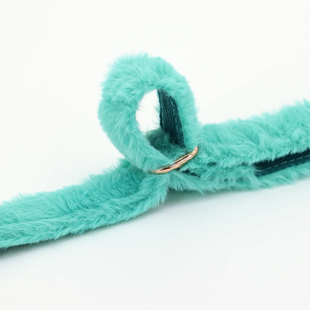 the COZY CREST PERSONALIZED COLLAR - Custom Dog Collar, Soft Velvet Dog Collars, Winter Personalized Pet ID Tag Plush Necklace for Small to Large Dogs, Pug, Free Engraving