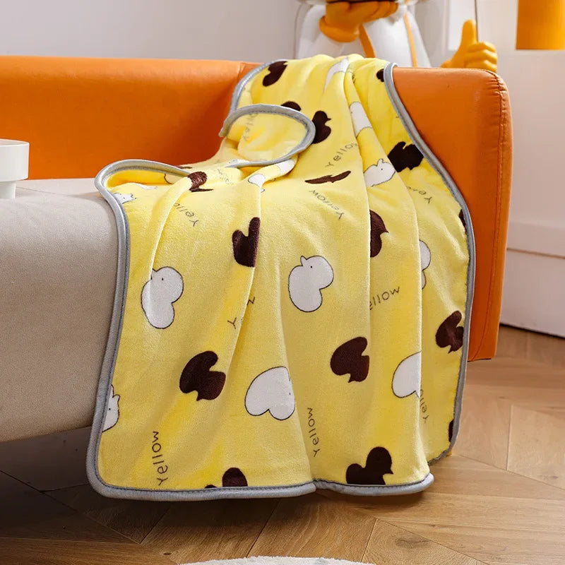 Pet Blanket Soft Flannel Dog Blanket Warm Comfortable Pet Bed Sheet Mat Cartoon Cute Cat Dog Sleeping Blanket Pet Supplies