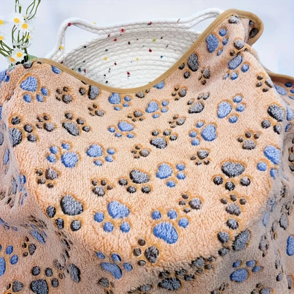 Cute Flannel Pet Blanket Cartoon Dog Paw Print Blanket Pet Mat for Cats and Dogs Warm and Comfortable Blanket for Puppy Kitten