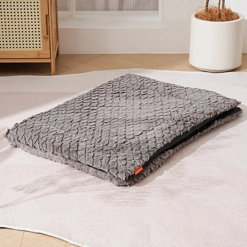 Dog Mat Autumn and Winter Dog Bed Cat Nest Long Plush for Small Medium Dogs Cats Pet Supplies Warm Pet Kennel Sleeping Mats