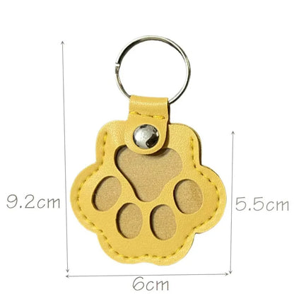 Pet Hair Keepsake Keychain Leather Memorial Locket for Storing Dog Cat Fur, Cute Pet Loss Gift, Remembrance Key Ring Bag Charm