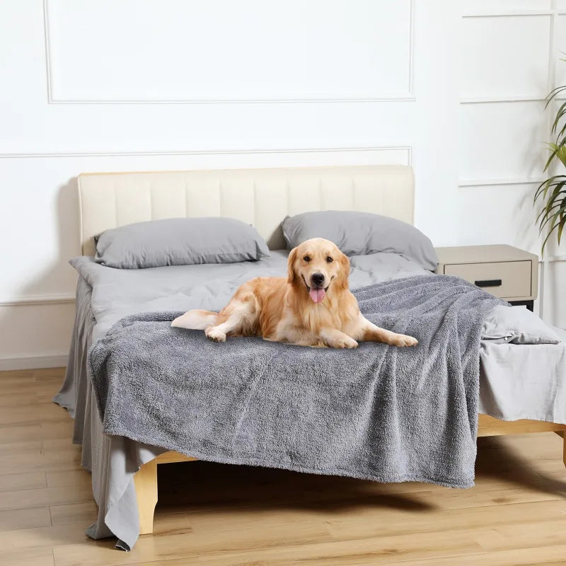 Thickened Warm Solid Color Pet Blanket All Seasons Cat Blanket Soft and Comfortable Waterproof Kennel Blanket Pet Supplies