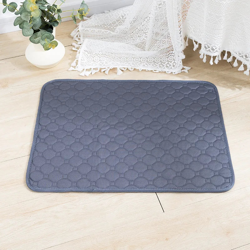 the ANTI-SLIP PET PAD - Dog Urine Pads, Washable Reusable Anti-Slip Pet Pee Pad, Puppy Training Pad, Pet Bed Urine Mat for Car Seat Cover, Pet Supplies
