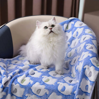 Winter Dog Footprint Blanket Soft And High Quality Flannel Pet Blanket Cat Bath Towel Dog Sleep Blanket Paw Print Pattern PetPad