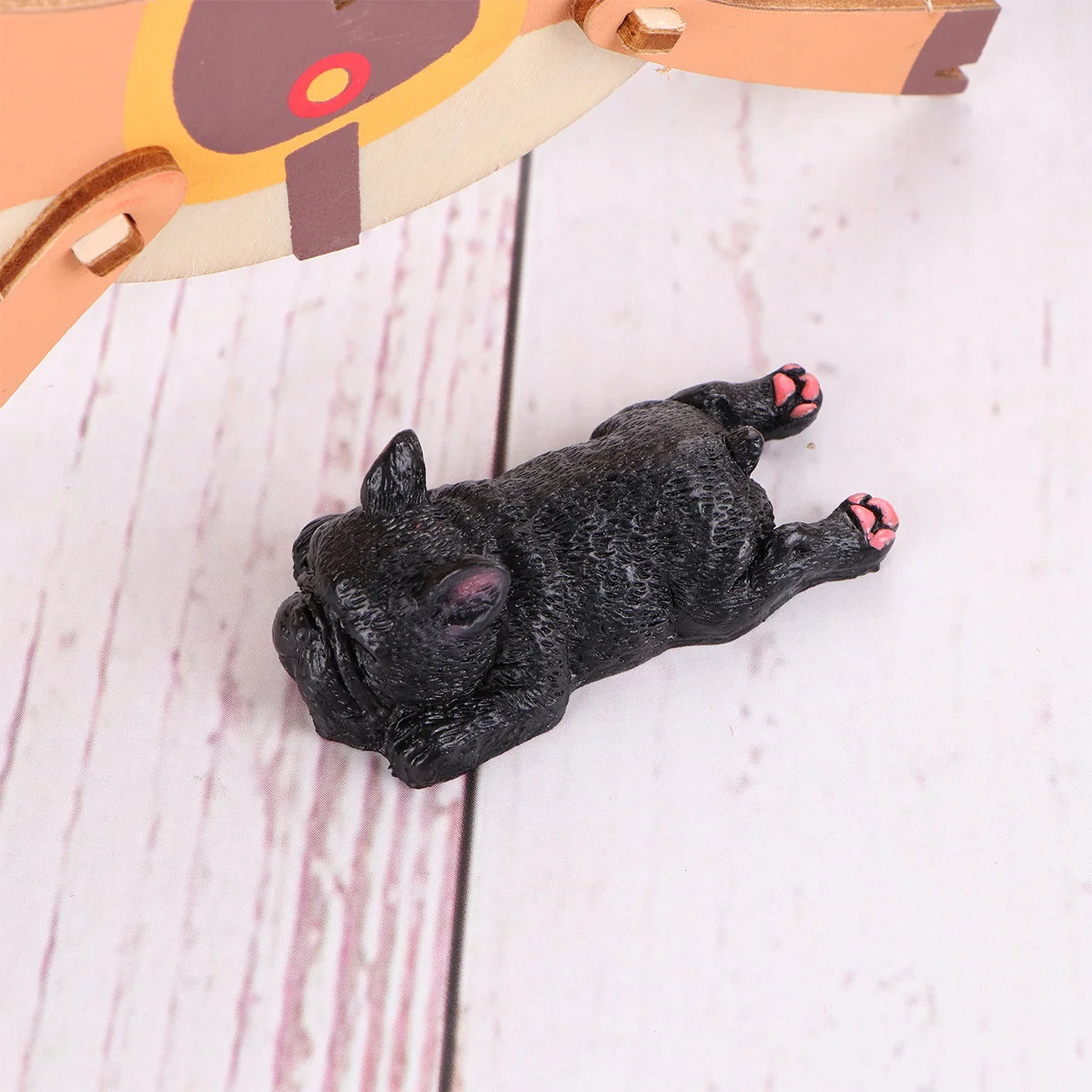 4Pcs Dog Fridge Magnets Cartoon Lying Dogs Resin Refrigerator Magnets Magnetic Clips for Home Office Photos Reminders