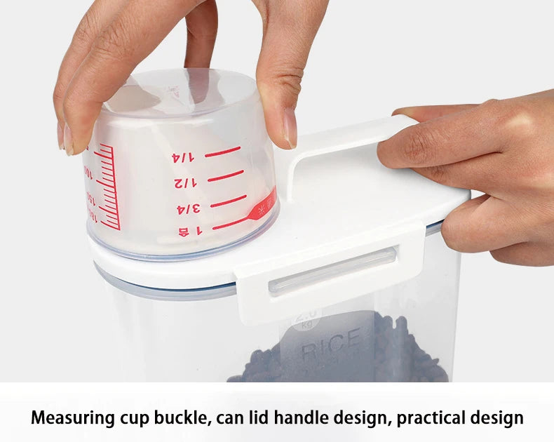 1.5L/2L Dog Cat Food Pail Plastic Storage Tank with Measuring Cup Container Moisture-proof Sealed Jar Pet Supplies Accessories