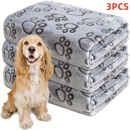 3 PCS Soft and Fluffy Quality Pet Blanket, Cute Paw Print Dog Blanket, Plush Pet Mat, Warm and Comfortable Cat and Dog Blanket