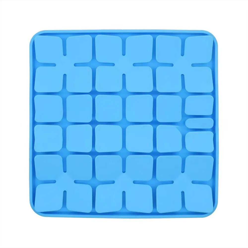 Dog Food Slow Feeder Sniff Mat with Suction Cup for Train Your Dog's Senses Anti-choking Silicone Snuffle Mats Pet Accessories