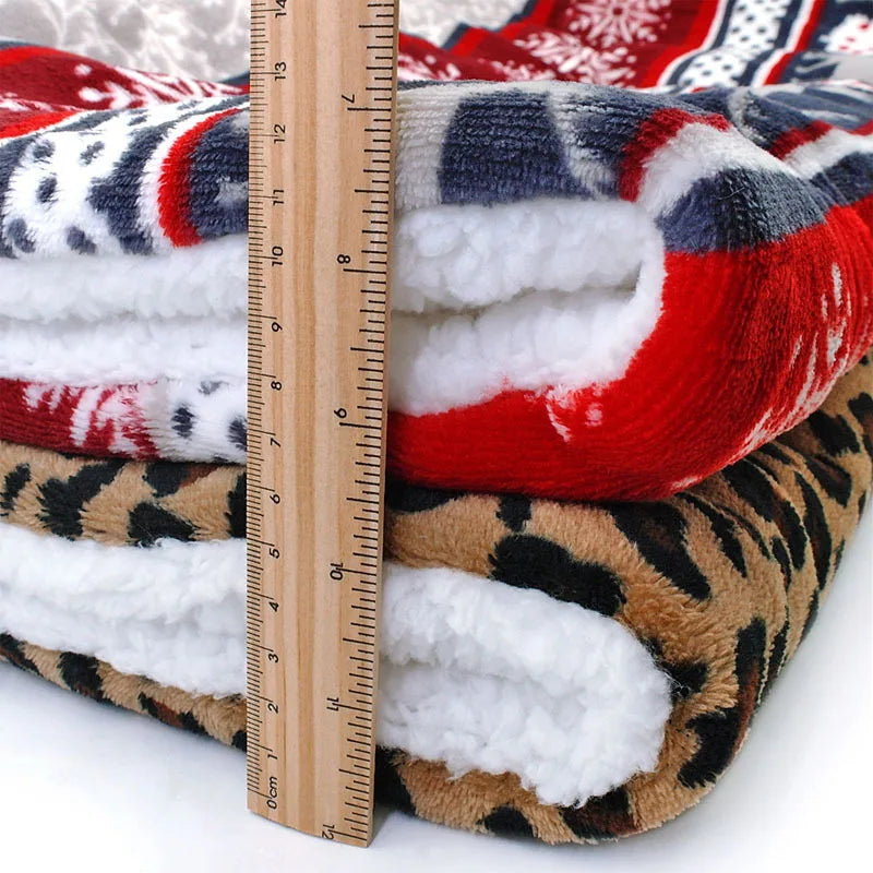 Christmas Dog Pad Thick Flannel Warm Blanket Leopard Print Blanket Dog Pad Camel Foot Pad Thick Cage Pad Pet Blanket Dog Beds
