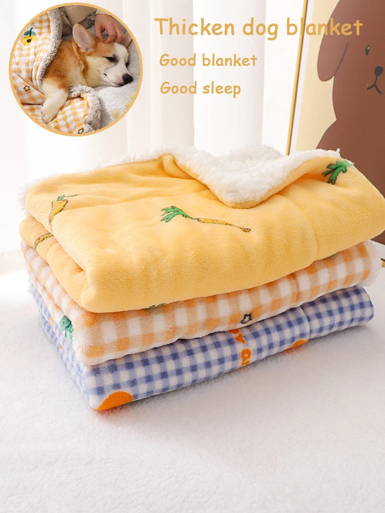 Thickened Dog Blanket Warm Dog Sleep Pad Cotton Warm Pet Blanket Soft and Comfortable Cat Cover Blanket Bed Sheet Pet Supplies
