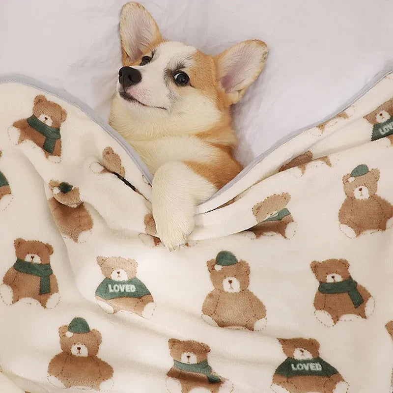 Pet Blanket Soft Flannel Dog Blanket Warm Comfortable Pet Bed Sheet Mat Cartoon Cute Cat Dog Sleeping Blanket Pet Supplies