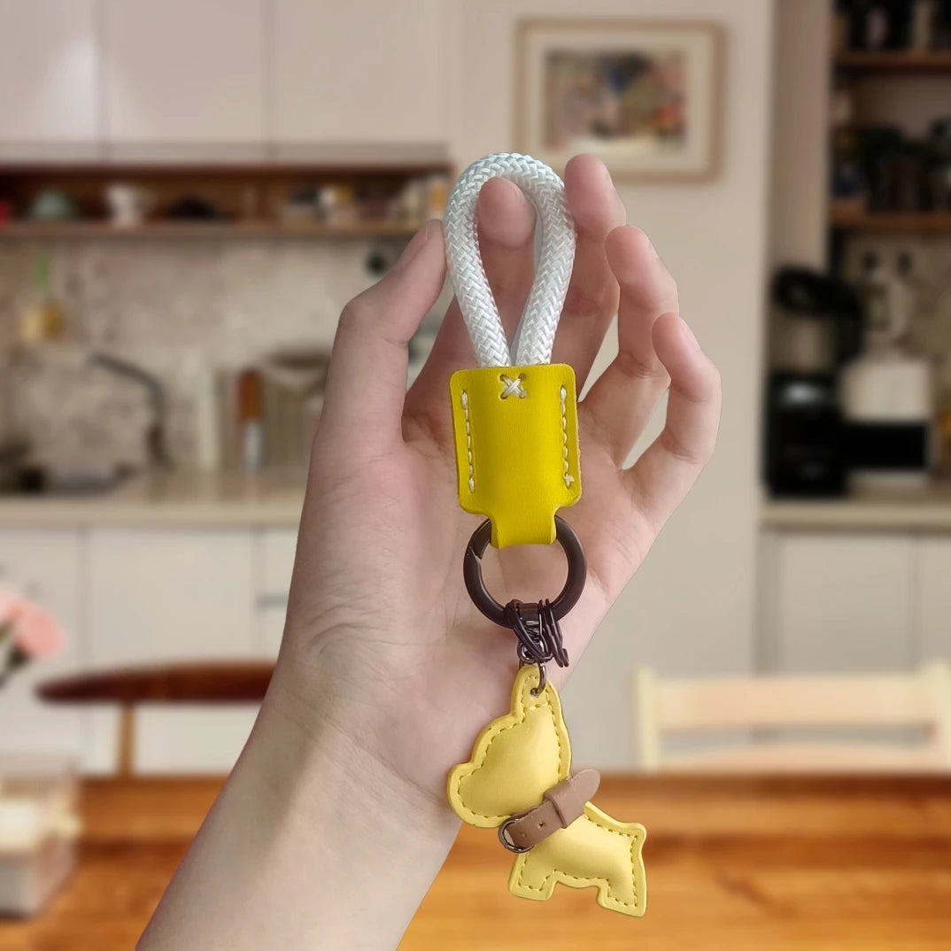 Handmade leather lanyard keychain creative method fighting dog puppies custom text logo bag pendant high-end car keyring gift