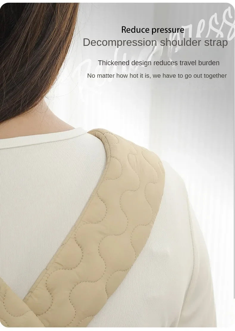 Winter Chest Pet Bag Extra Large Capacity Dog and Cat Bag Waterproof and Wind Resistant Portable Pet Bag