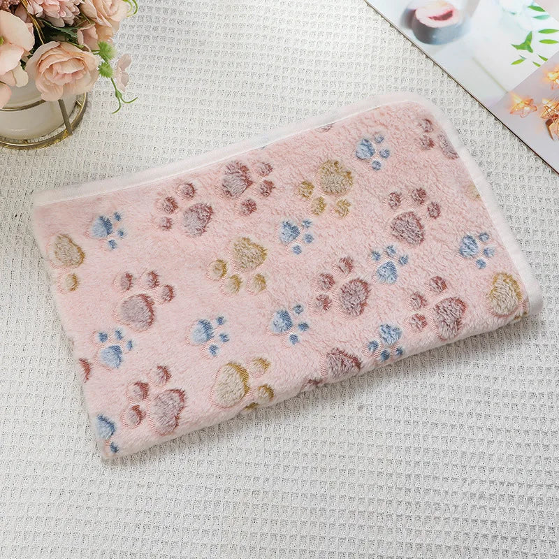 Soft Fluffy High Quality Pet Blanket Cute Cartoon Pattern Pet Mat Warm and Comfortable Blanket for Cat Dogs