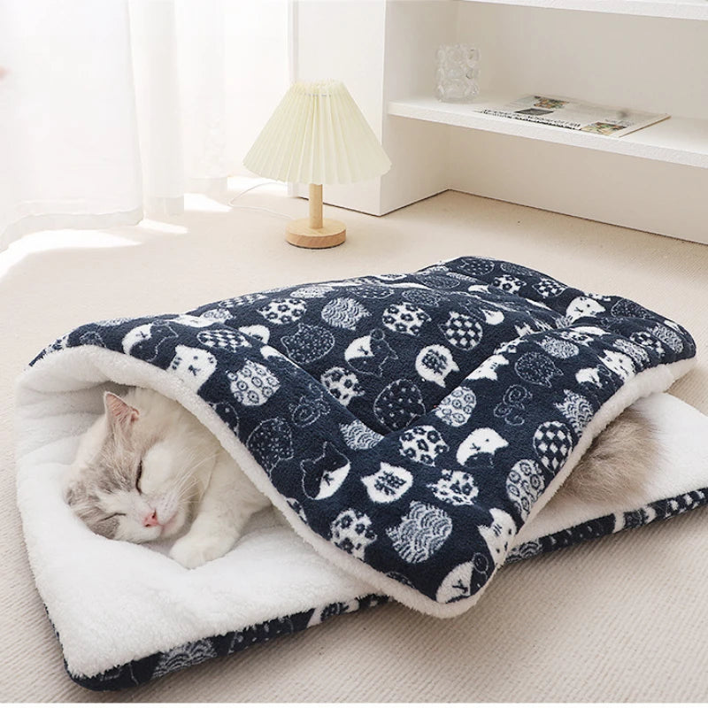 Pet Sleeping Pad Thickened Autumn and Winter Warm Floor Mat Cat Dog Universal Blanket Pad Pet Supplies