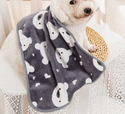 Soft Fluffy Pet Blanket Winter Warm Dog Blanket Cute Pet Bed Sheet Warm and Comfortable Cat and Dog Cushion Blanket Pet Supplies
