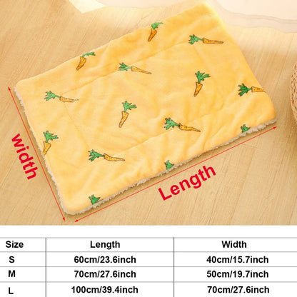 Pet soft blanket cat and dog cover quilt soft and comfortable flannel blanket pet mat