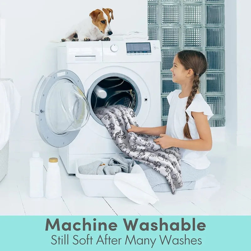 Dog Bed Mat Blanket Soft Fluffy Pet Sleeping Blanket Cute Paws Pattern Pet Travel Mat Warm Comfortable Blankets for Cat Dogs