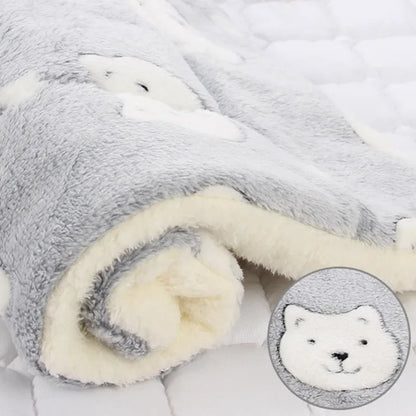 Soft Flannel Thickened Pet Blanket Dog Bed Mat for Puppy Cat Sofa Cushion Dog Beds Pets Keep Warm Sleeping Cover Dog Accessories
