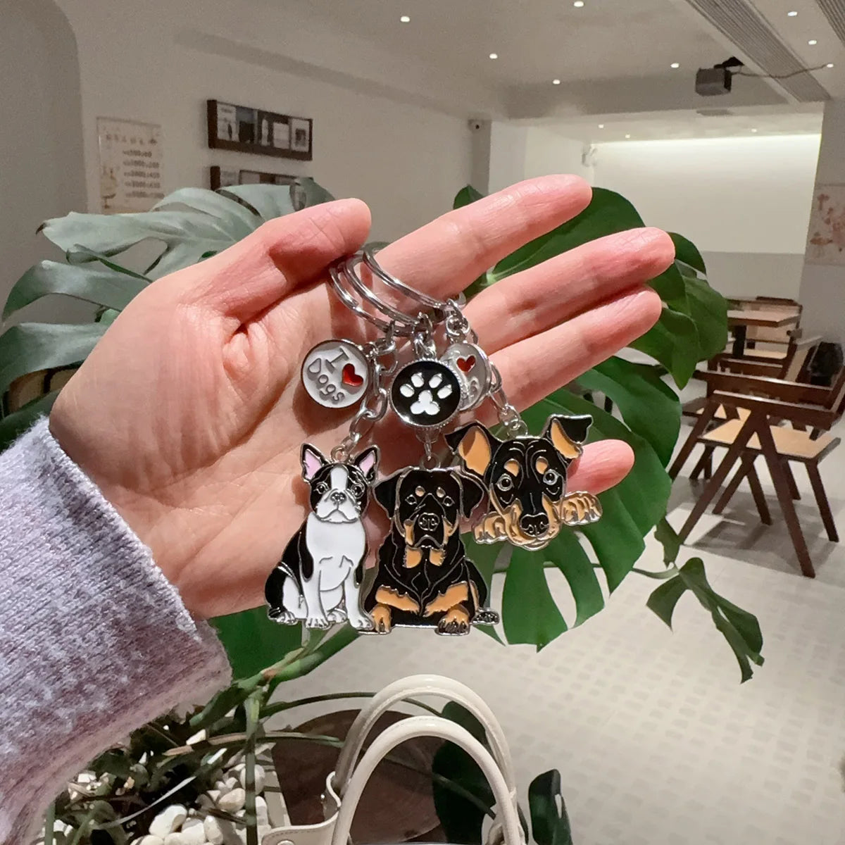 Pet dog car keychain pendant creative metal accessories key ring holiday gifts