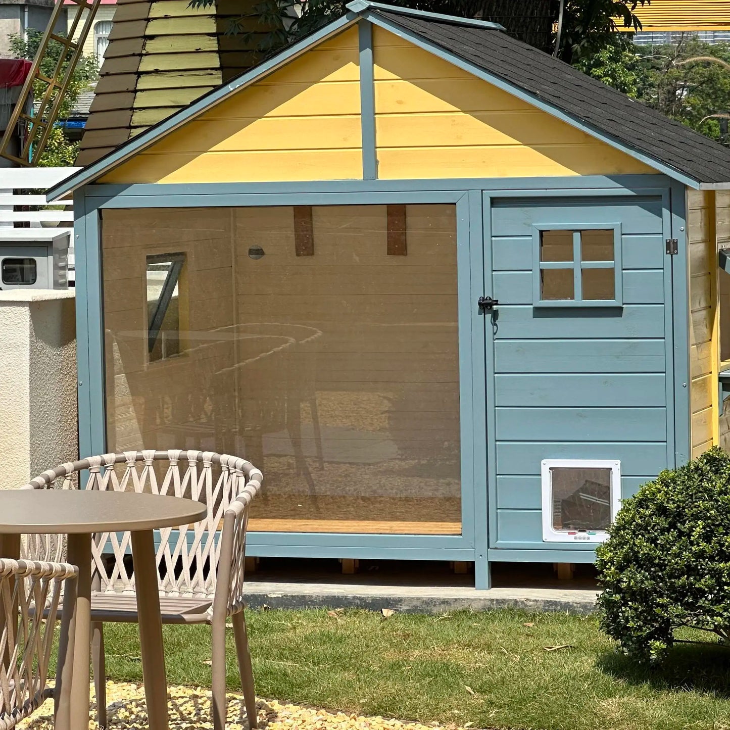 Outdoor chalet preservative wood garden house kindergarten toy simple tool room mobile flower room outdoor dog house