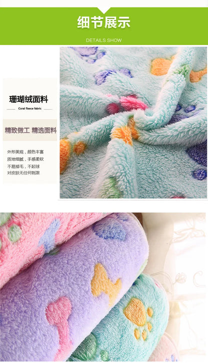 Thick Coral Fleece Pet Blanket Keeping Dogs Cats Warm in Autumn Winter