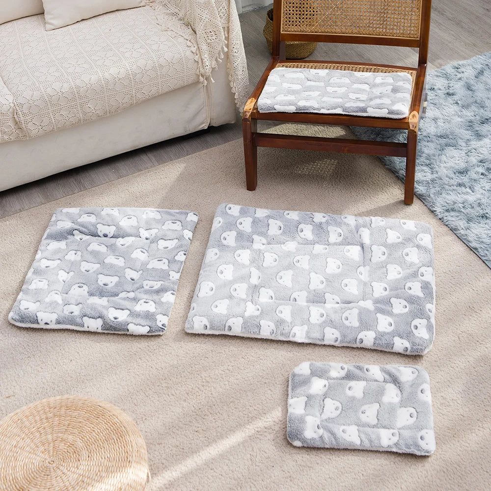 Comfortable Cat And Dog Sleeping Mat, Warm Blanket, Cartoon Double-Sided Pet Mat