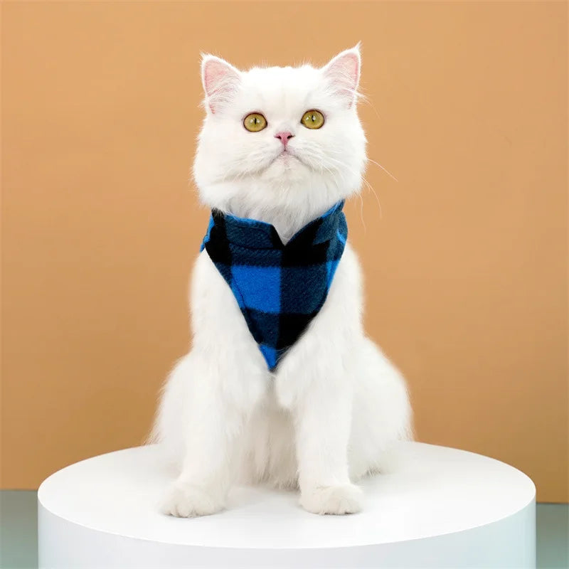 Pet Fleece Vest with Soft and Warm Fleece Sleeveless Design Unconstrained Forelimbs Autumn and Winter Warm Pet Clothing