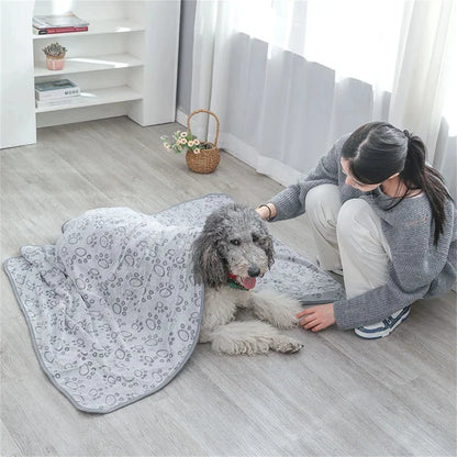 4 Sizes Ultra-Soft Paw Print Dog Blankets Machine Washable Cozy Pet Cats Dogs Pillow Pads for Indoor/Outdoor Use Easy Clean 1Pc