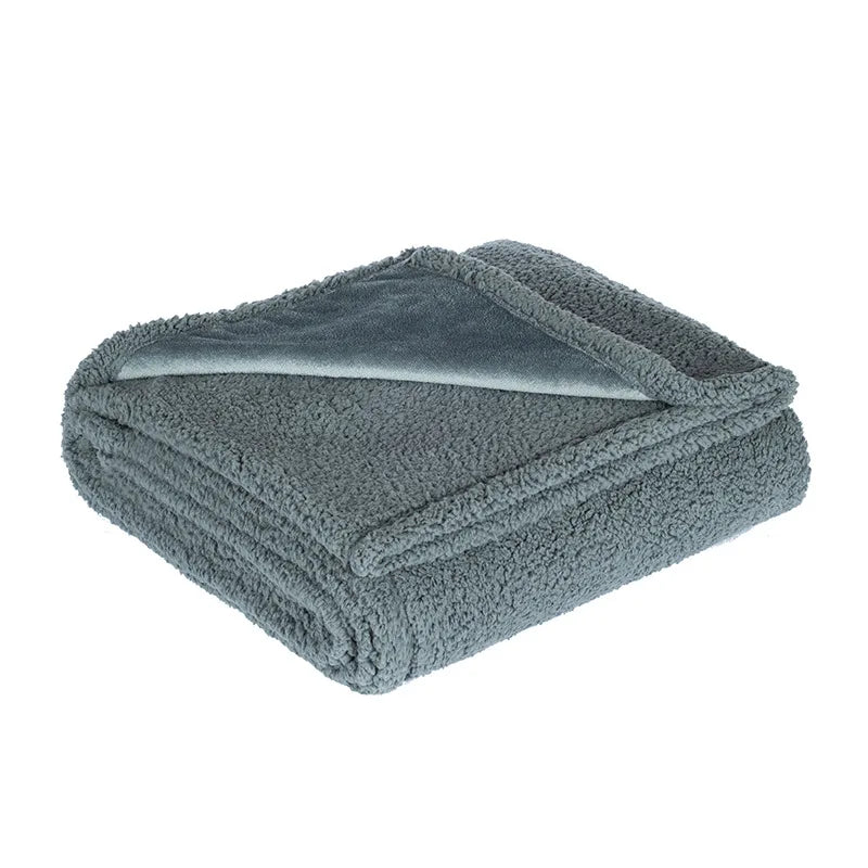 Double-sided Pet Waterproof Blanket ,Soft Thickened Flannel Velveteen Sherpa Blankets for Cats and Dogs Breathable and Anti-grip
