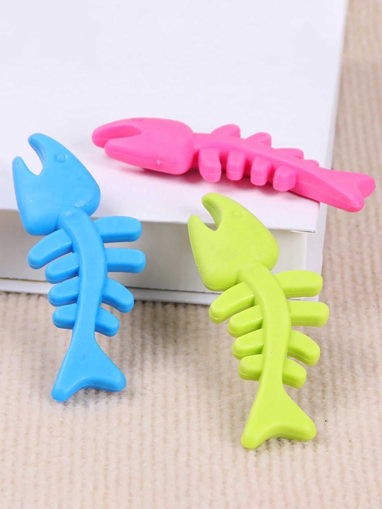 1pc-Anti Bite Fishbone Dog Toy - Suitable for training puppies of all breeds and sizes