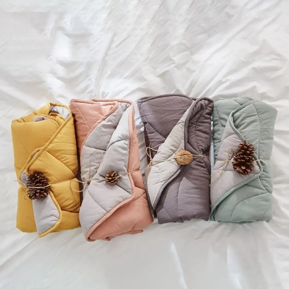 Leaf Shape Pet Dog Bed Blankets Warm Soft 3D Leaves Shape Cushion Pet Blanket For Large Medium Small Dogs Cats Bed Couch Sofa