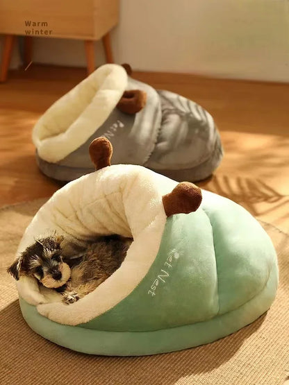 Winter Warm Small Dog Kennel Bed Breathable Dog House Cute Slippers Shaped Dog Bed Cat Sleep Bag Foldable Washable Pet House